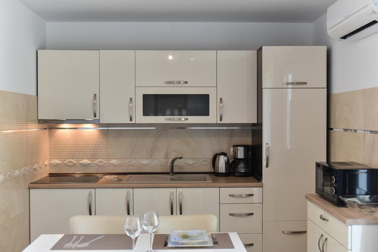 Apartmani Iva Vir Extérieur photo
