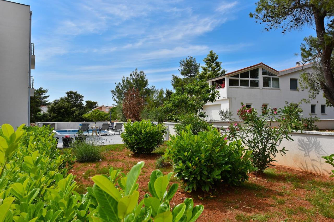 Apartmani Iva Vir Extérieur photo