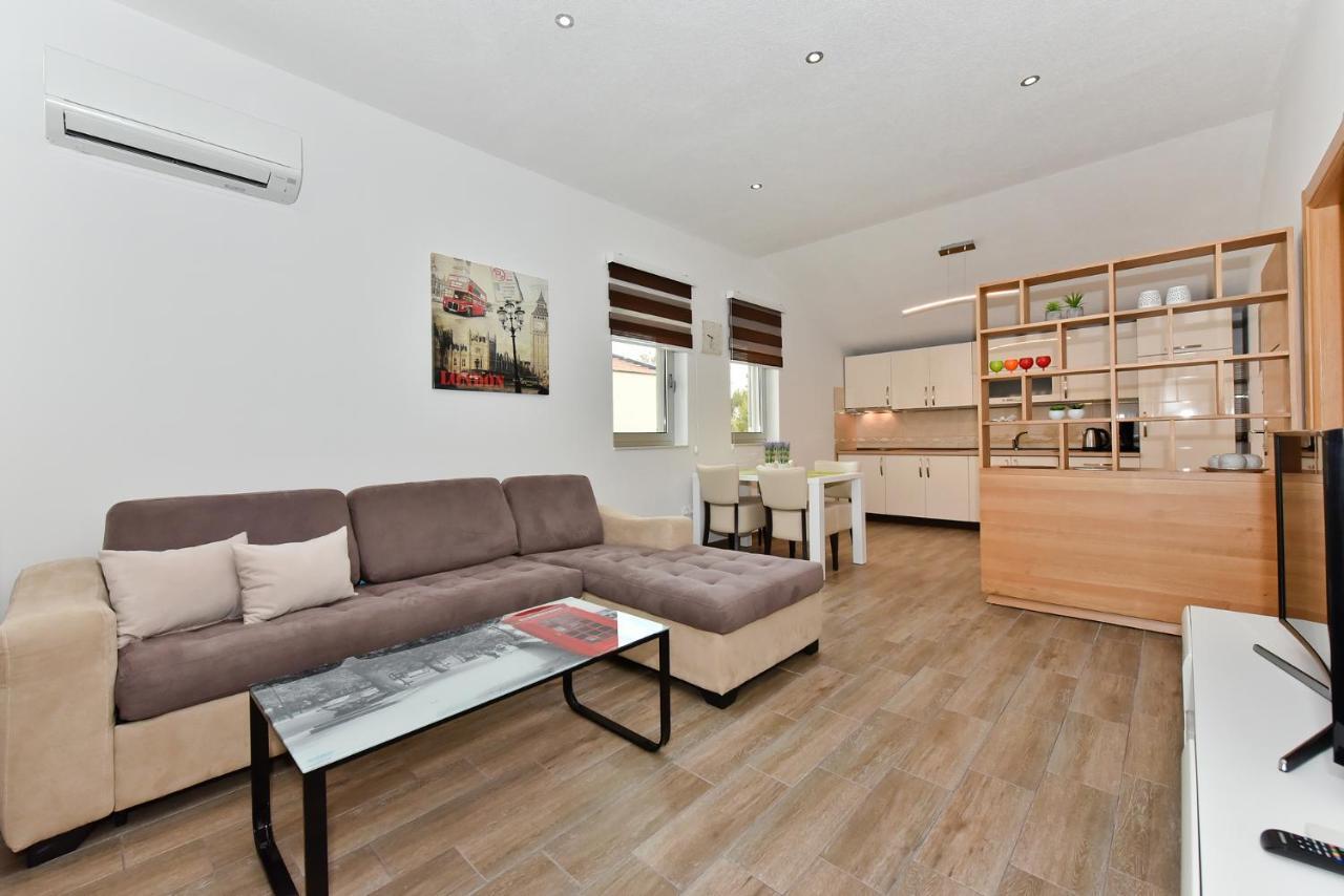 Apartmani Iva Vir Extérieur photo