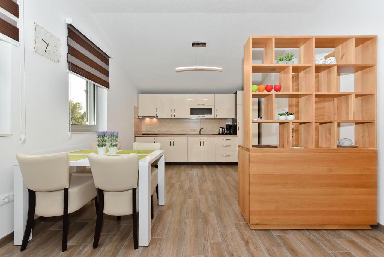 Apartmani Iva Vir Extérieur photo