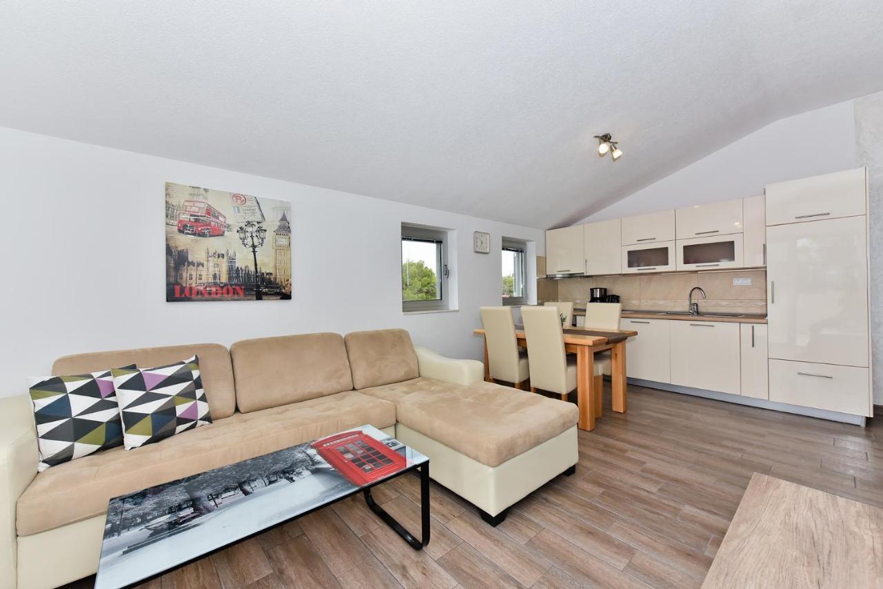 Apartmani Iva Vir Extérieur photo