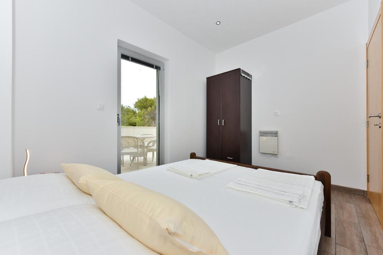 Apartmani Iva Vir Extérieur photo