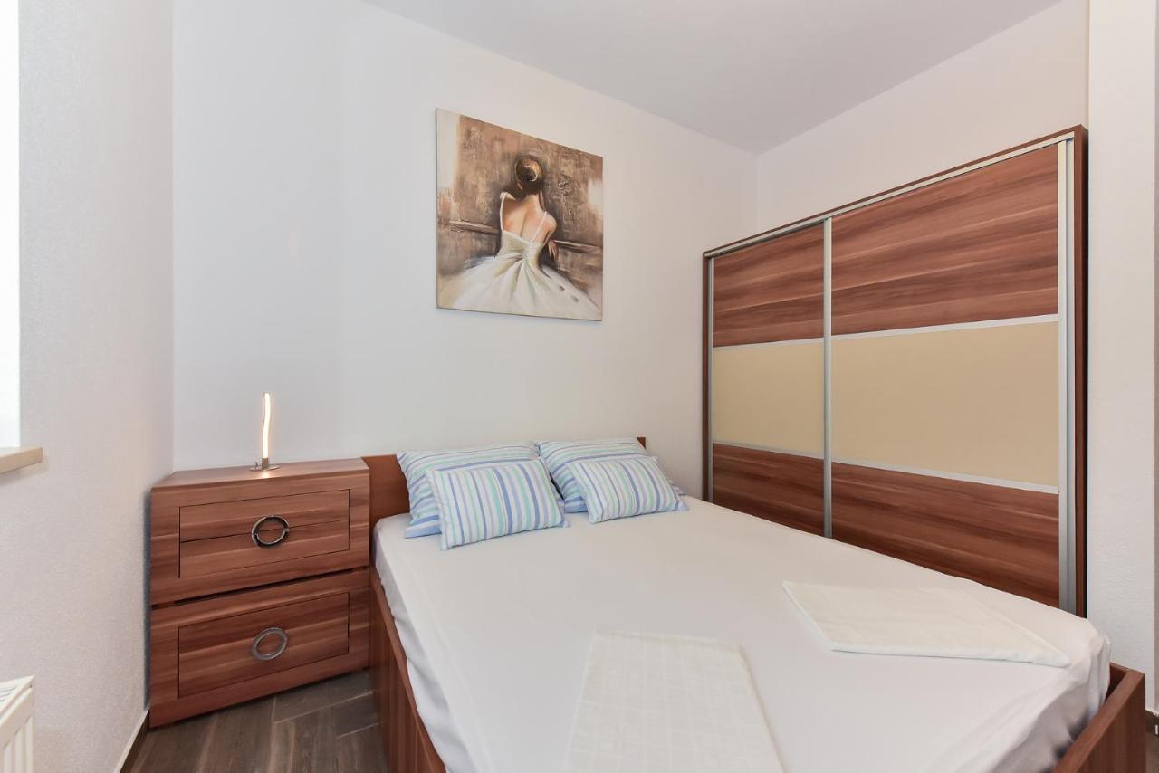 Apartmani Iva Vir Extérieur photo