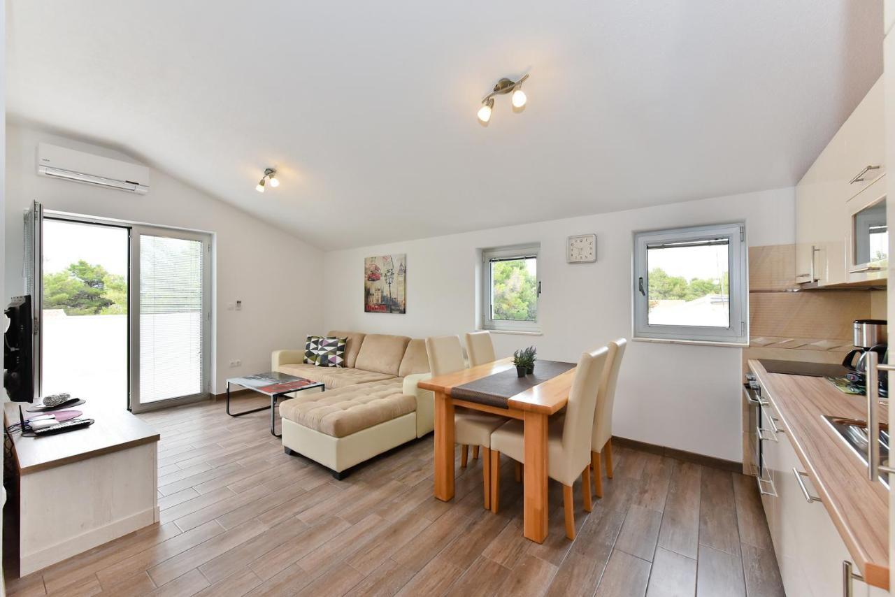Apartmani Iva Vir Extérieur photo
